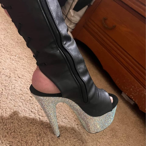 Pleasers size 7 Bejeweled - Picture 7 of 12